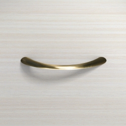 Flared Brass Handle Feature Thumbnail