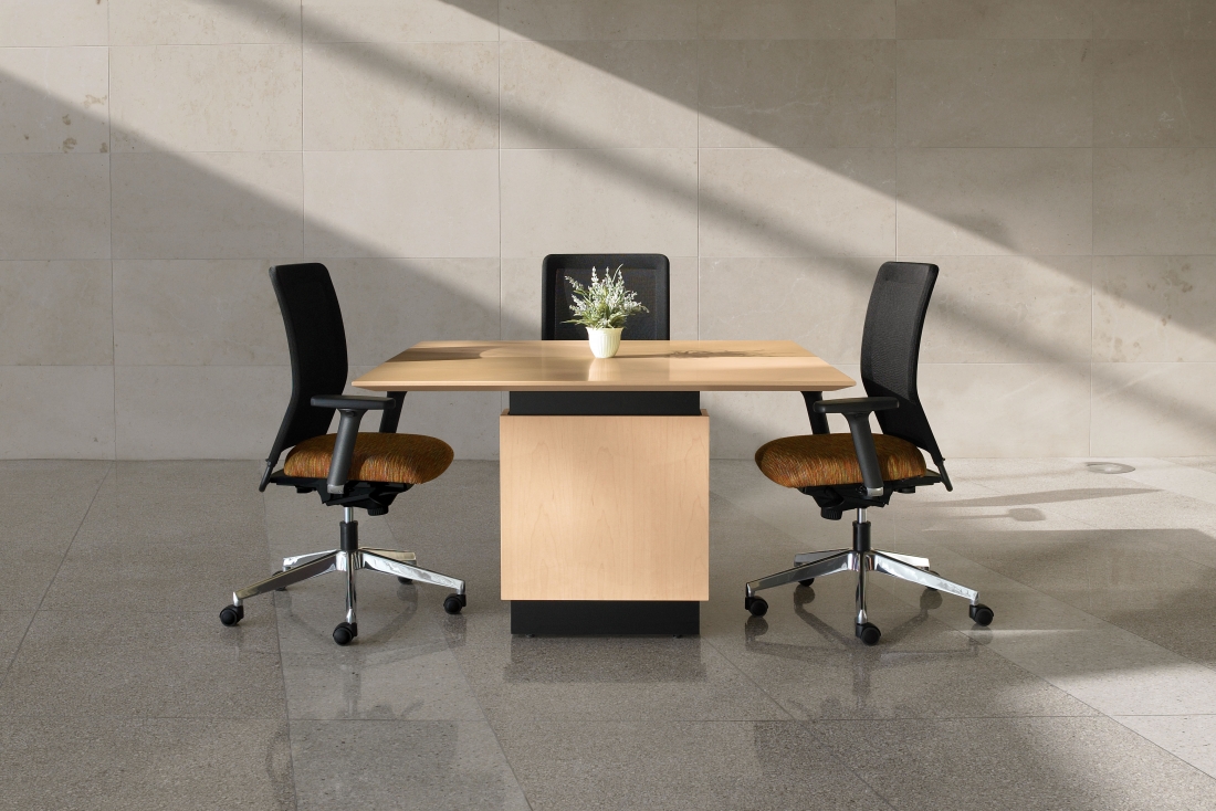 Global Furniture Group, Dufferin offers endless possibilities with a vast array of components, finishes and accessories.