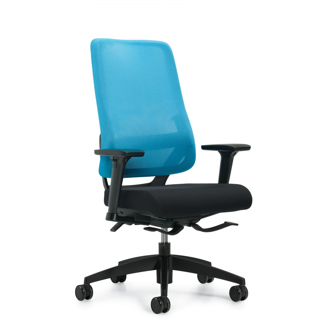 Global Furniture Group, Sora™ responds to your movements while you work. With perceptive adjustments built into a