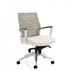 Fauteuil à basculement aux genoux à dossier moyen en tissu maillé, cuir Fauteuil à basculement aux genoux à dossier moyen en tissu maillé, cuir Model Thumbnail