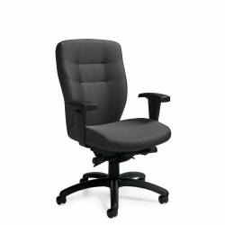 Fauteuil à basculement synchronisé à dossier moyen Fauteuil à basculement synchronisé à dossier moyen Model Thumbnail